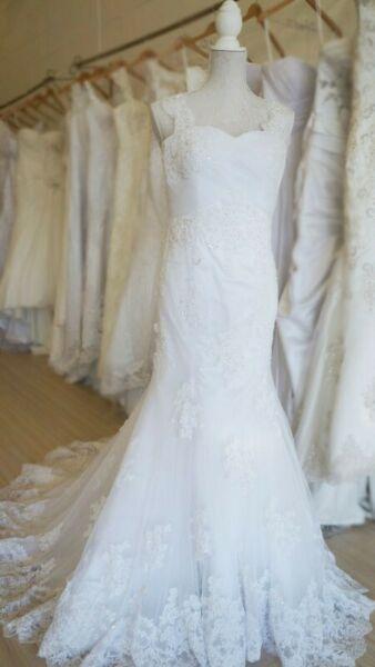 Wedding dress 