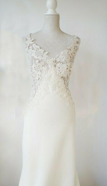 Wedding dress 