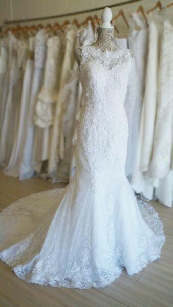 Wedding dress 