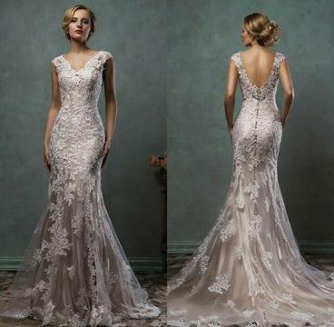 BRAND NEW Trumpet Silhouette wedding dress for sale! (WT004) 