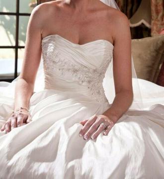 SPOSABELLA WEDDING DRESS FOR SALE 