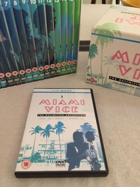 DVD Miami Vice 32 Disc  