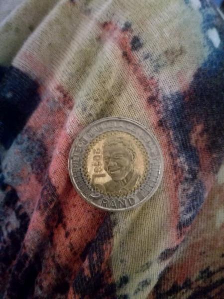 Nelson mandela R5 coin 