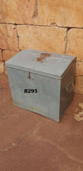 Vintage Sugar and Flour Bin (415x265x400) 