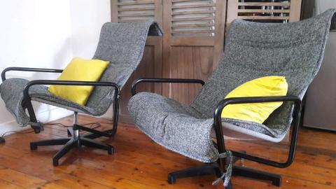 single retro modern swivel chair 
