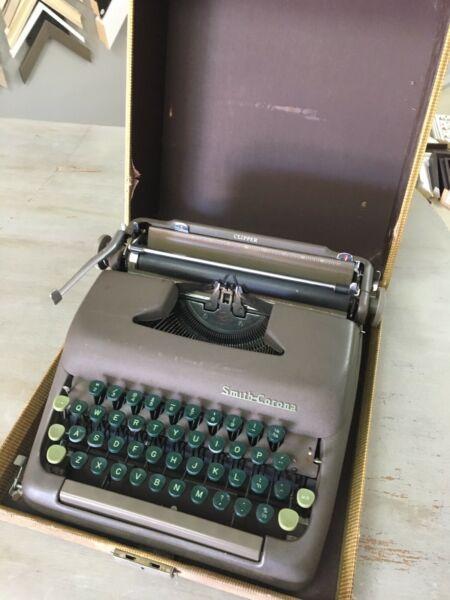 Vintage Smith - Corona Typewriter.  