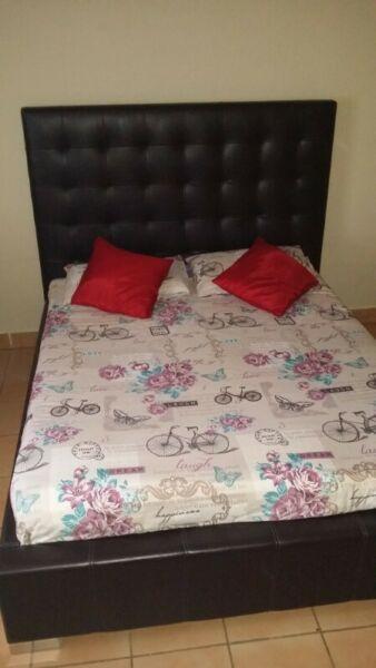 queen size bed 