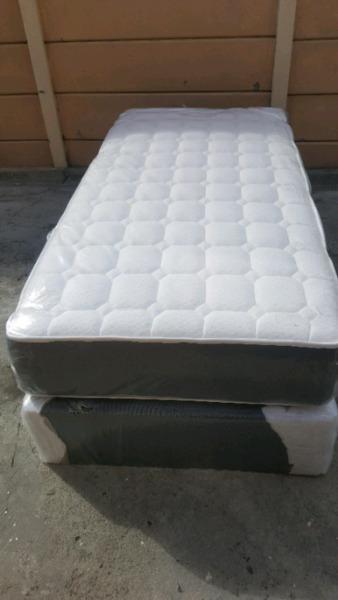 BRAND NEW THREE QUATER MATTRESS AND BASE FOR SALE 