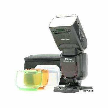 Nikon SB-910 Speedlite 