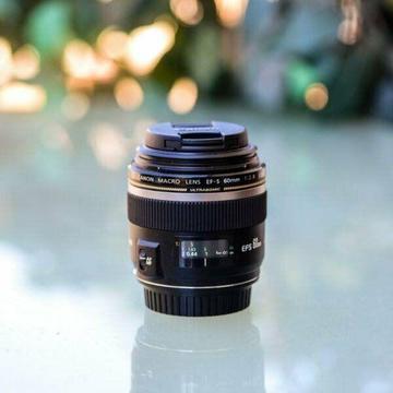Great Canon EF-S 60mm f2.8 Fast Macro Prime Lens 
