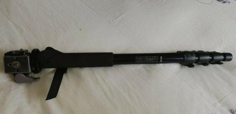 Calumet CK7102 4-section Aluminum Alloy Monopod 