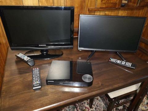 2 Televisions Sets and Blu ray Player for sale 