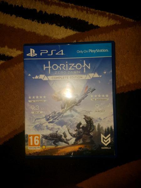 Horizon Zero Dawn Complete Edition for ps4 