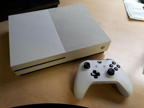 Xbox One S with 24