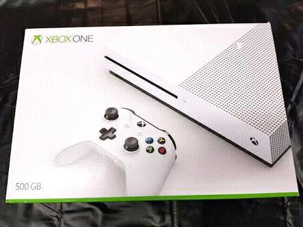 Xbox One S With Box 500 Gb 