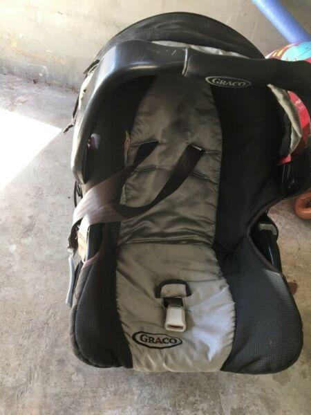 Graco car seat&base 