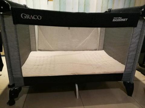 Graco Cot for sale. 
