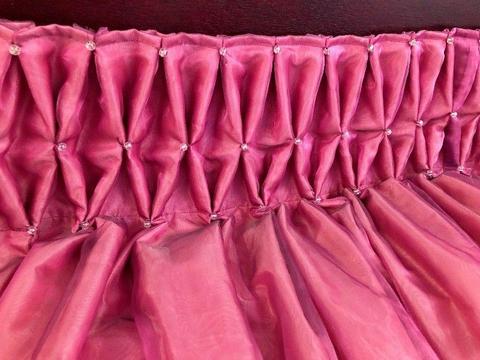 Curtains lined, 2 drops Price: R800.00 