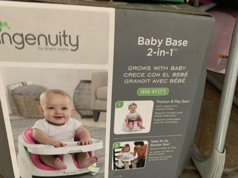 Ingenuity Baby Base (feeding chair/stool)!! Mint condition!! 