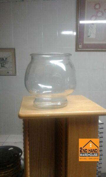 Glass bowl 