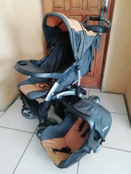 Chelino travel system 