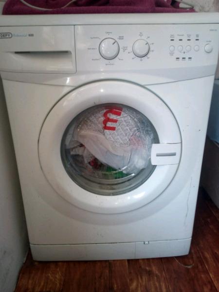 Defy Frontloader Washing machine 