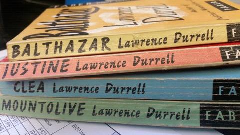 Lawrence Durrel set 