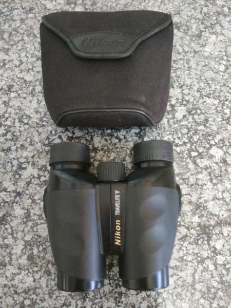 Nikon Travelite V 9*25 Binoculars + pouch still in a good condition works 100%  