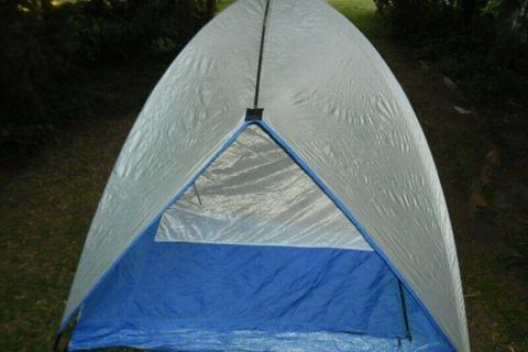 Born free tent 