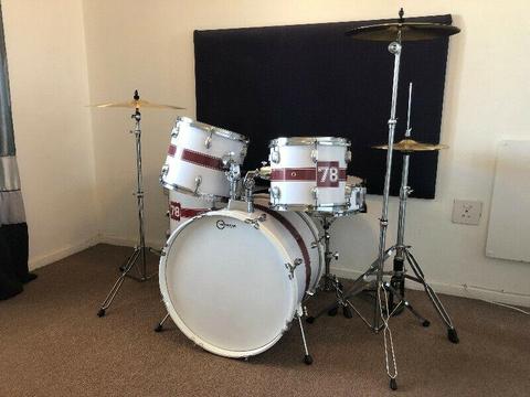 Beginner Drum Kit 