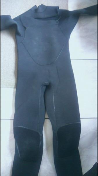wetsuit (patagonia R Yulex) 