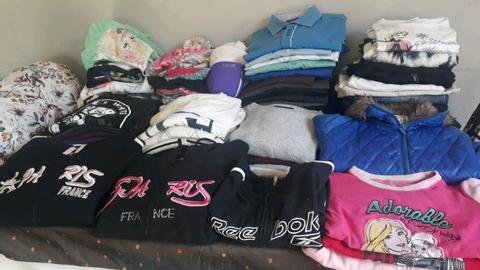 Good condition second hand clothes for sale  