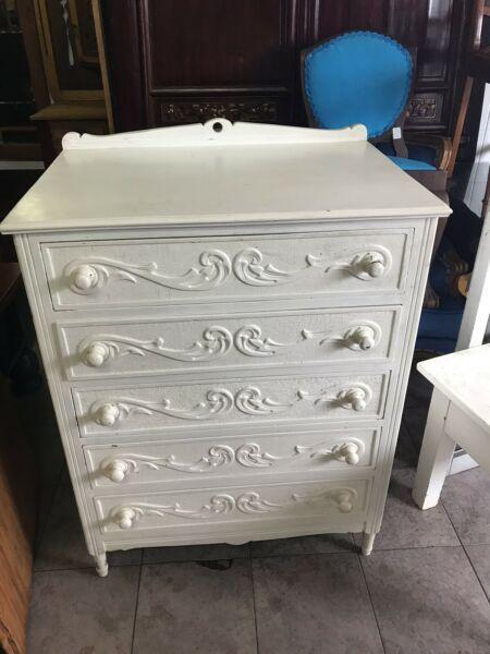 Vintage chest of drawers solid oak  