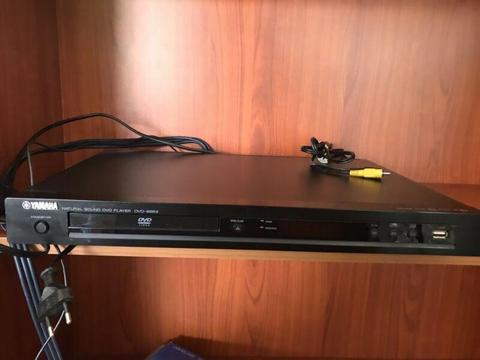 Yamaha DVD player with USB port 