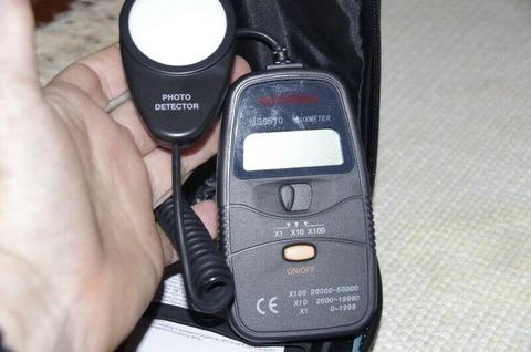 lux meter, brand new with pouch, 