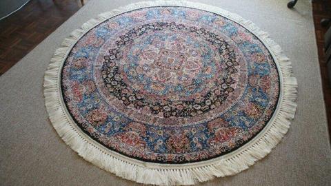 Great Persian rug for any decor 