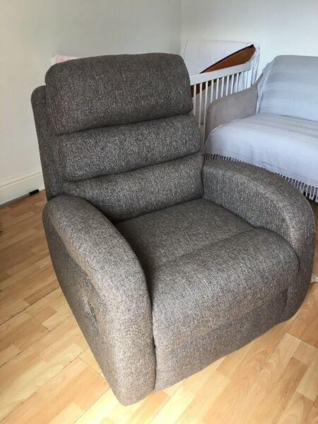 Laz-y-boy Armchair 