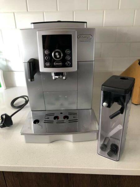 Delonghi coffee machine 