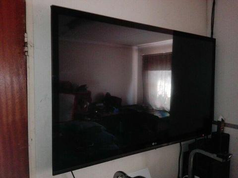 LG 55 inch LED TV 