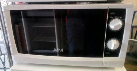 AIM 20 litres microwave oven 