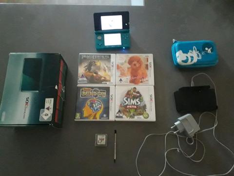 Nintendo 3DS plus 5 games and more 