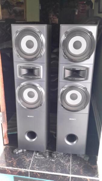 Sony Tallboys R1500 