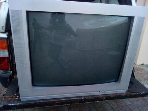 84 cm tv R1000 will deliver  