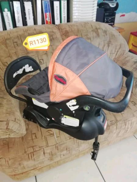 Chelino carseat plus isofix base 