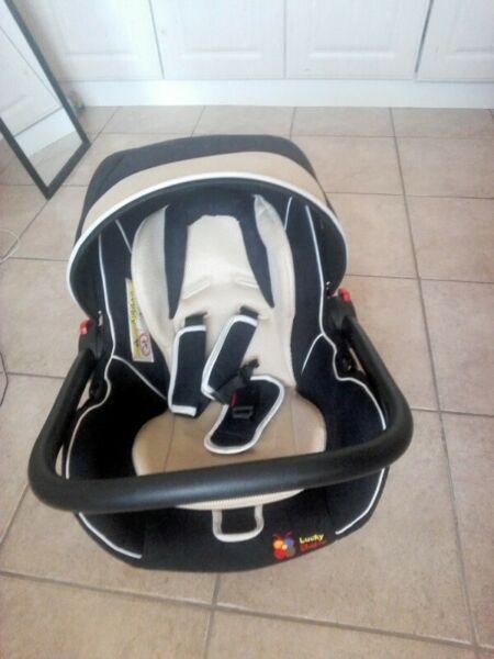 Baby car seat 