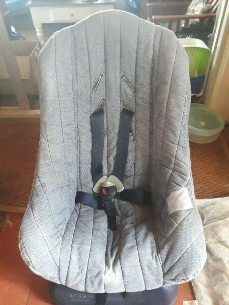 Travelsafe carseat birth to 18kg 