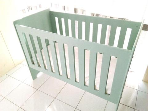 Baby cot with new matress and protector R1500 