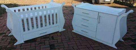 Baby Cot and Compactum-R 5499,00 Sur 23 