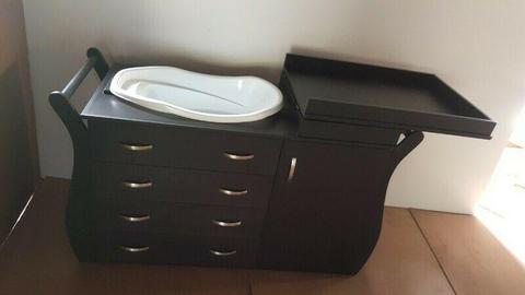 Baby Compactum for Sale Ty 01 – R3500 