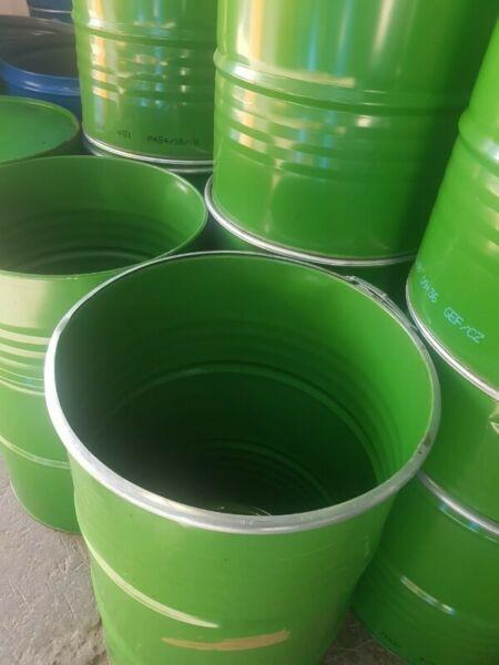 Waste bins with lids Bulk buyers welcome Open today 